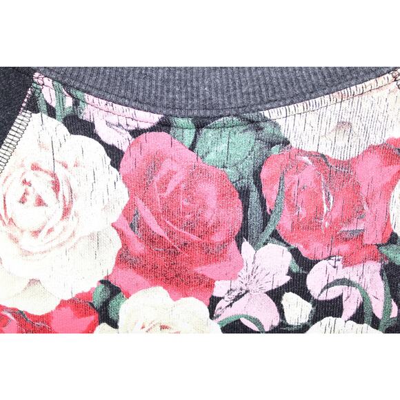 Wildfox Floral Sweatshirt Size S Charcoal Gray Roses Graphic Pullover Cozy Soft - Picture 4 of 5